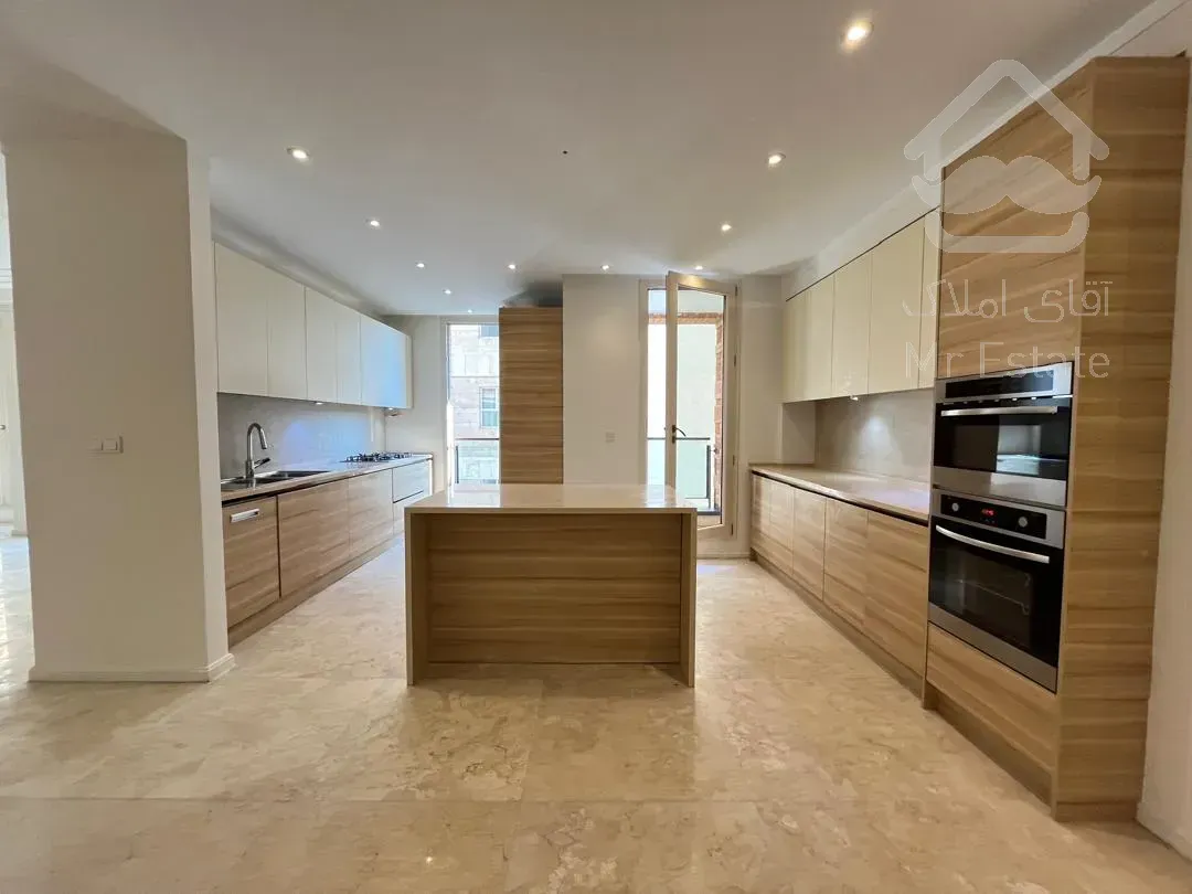 فروش اپارتمان 200 متری زعفرانیه