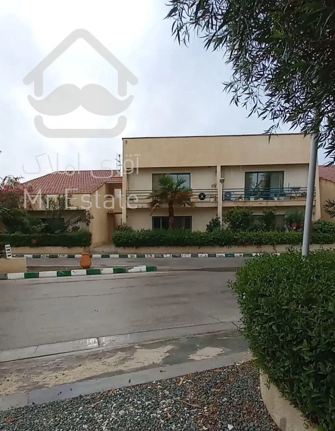 فروش ۱۳۰ متری ویلایی دوبلکس دوخواب شهرک صدف