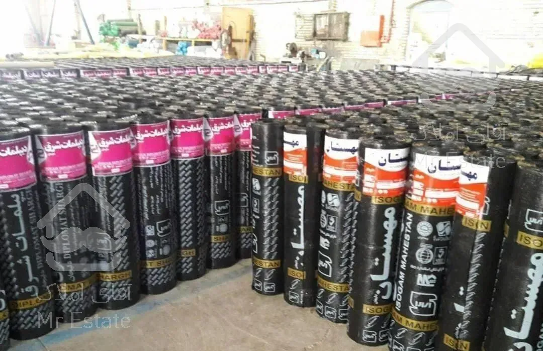 نصب واجرای انواع ایزوگام و قیرگونی و آسفالت