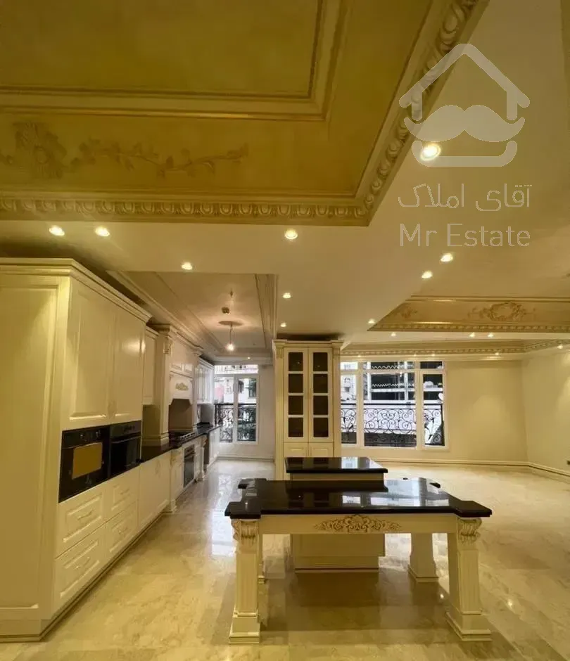 نیاوران عمارتی فاخر از سازنده ای بنام /طبقه ۸