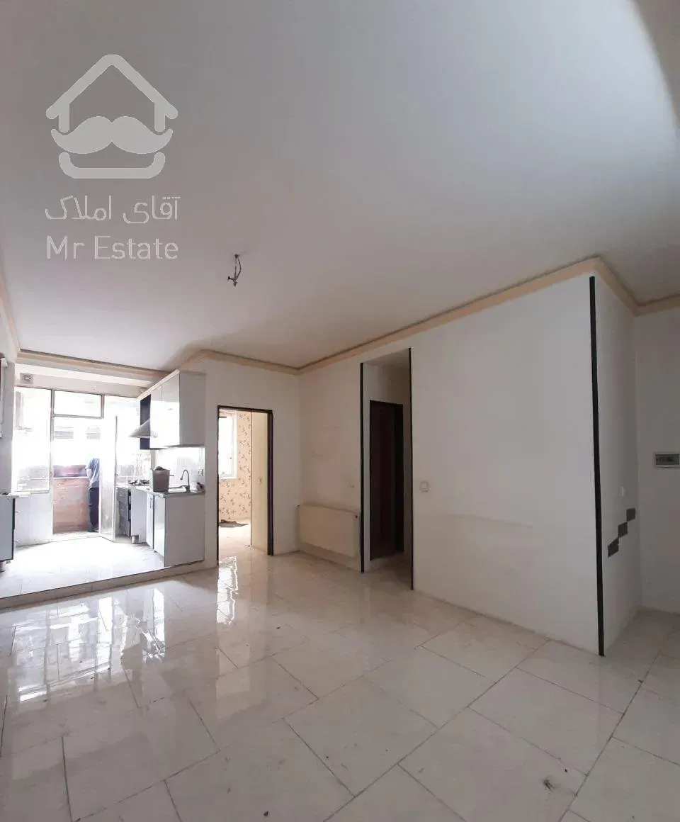 53 متر طبقه 5 با آسانسور و پکیج و کولر گازی