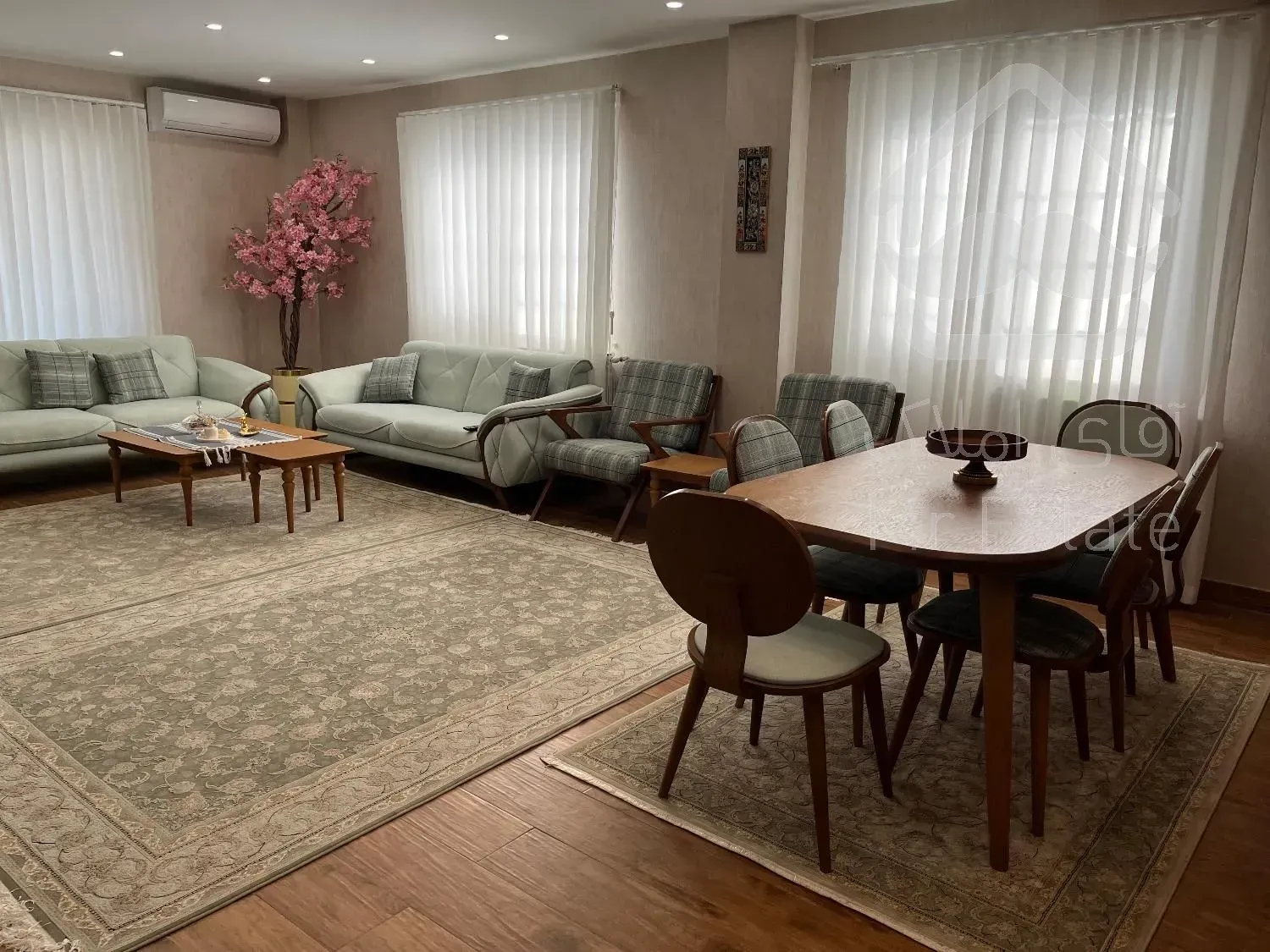 فروش ویلا باغ دوبلکس تراس دار جاده فومن رشت