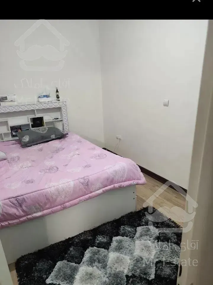 78متر دو خواب باغ شازده (فول بازسازی شده)