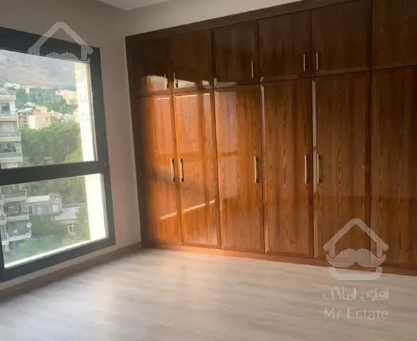 ۳۵۰متر نوساز کامرانیه شمالی ۴ خواب سوپر سیک طبقه۹