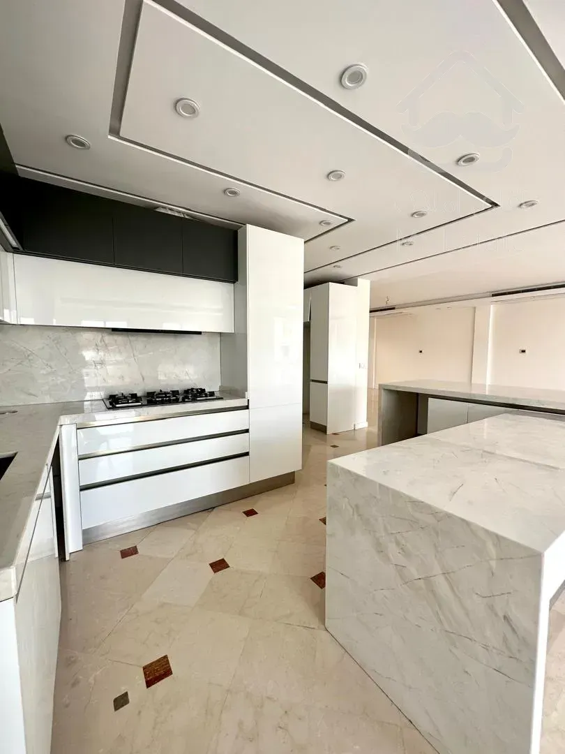 فروش اپارتمان 250 متری زعفرانیه