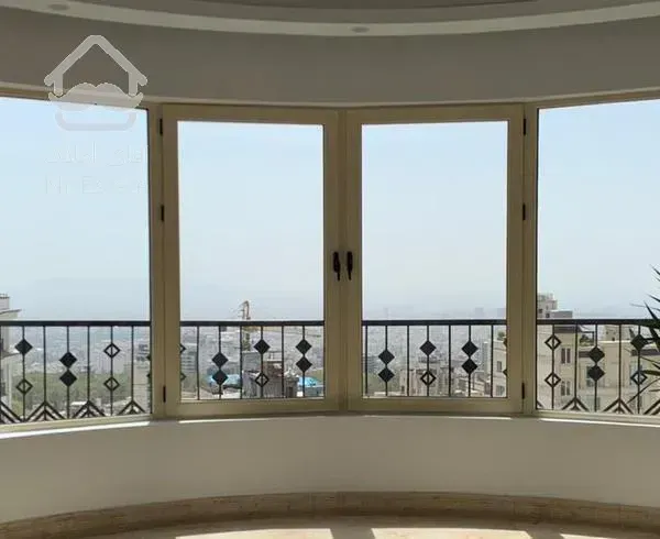 آپارتمان ۲۲۰ متری کامرانیه شمالی/دنج و مشجر