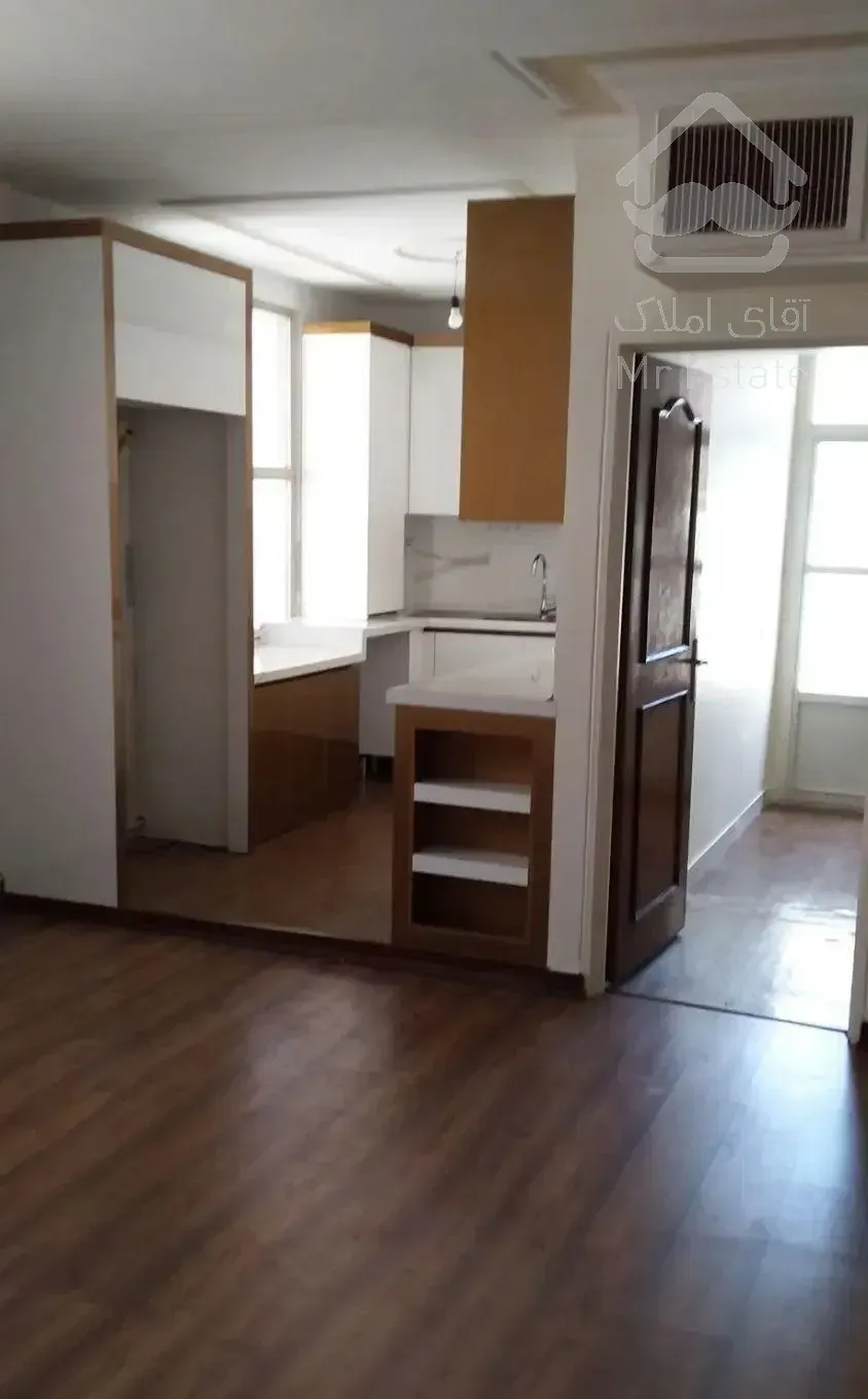 پیروزی آپارتمان ۵۰متری