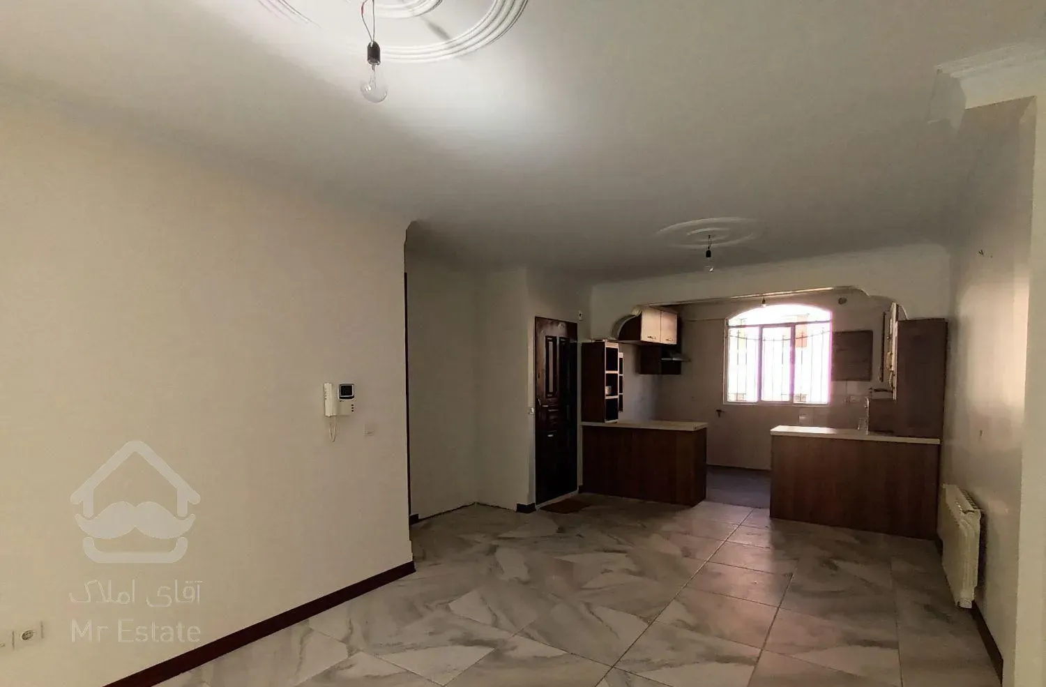 ۶۵متر ، ۲خواب ، فول امکانات (خ کلیم کاشانی)