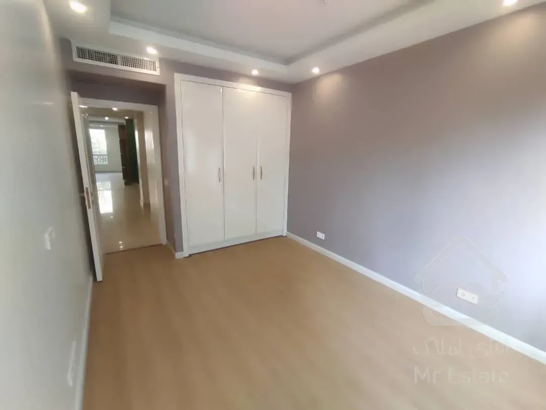 رهن و اجاره ۱۲۰متر فرمانیه غرق نور