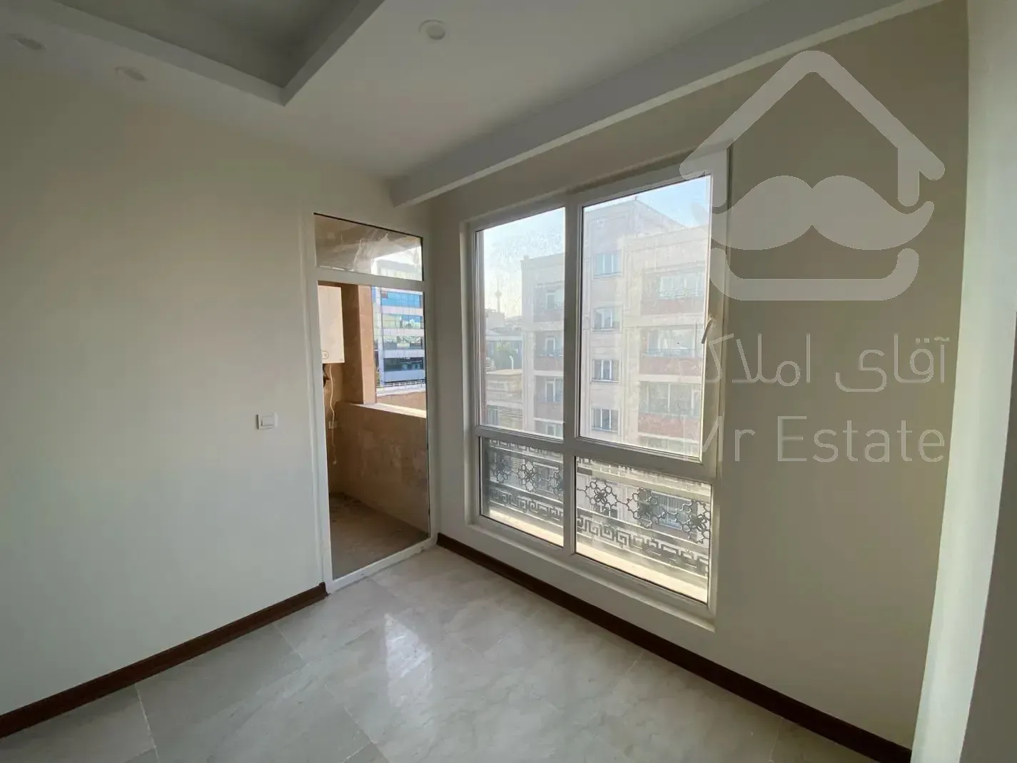 اجاره آپارتمان 98 متر، دوخواب، کلید نخورده با دو پارکینگ