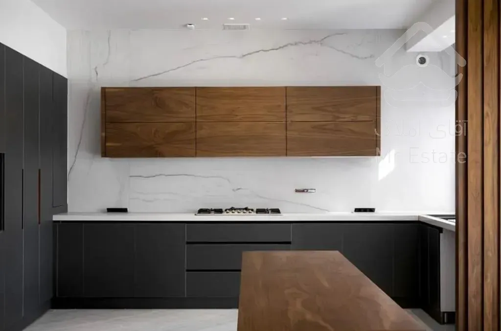 فروش اپارتمان 245 متری زعفرانیه