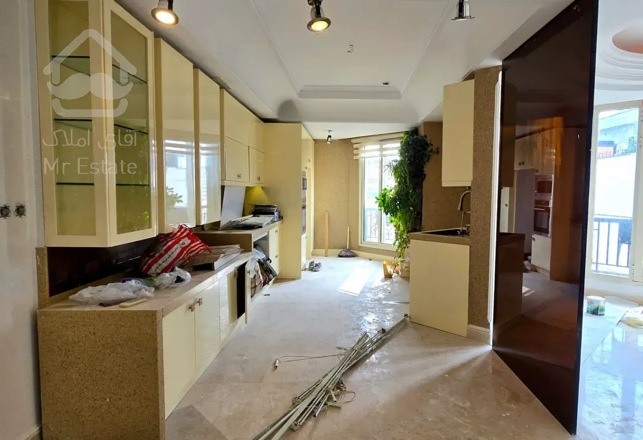 فروش اپارتمان 190 متری زعفرانیه