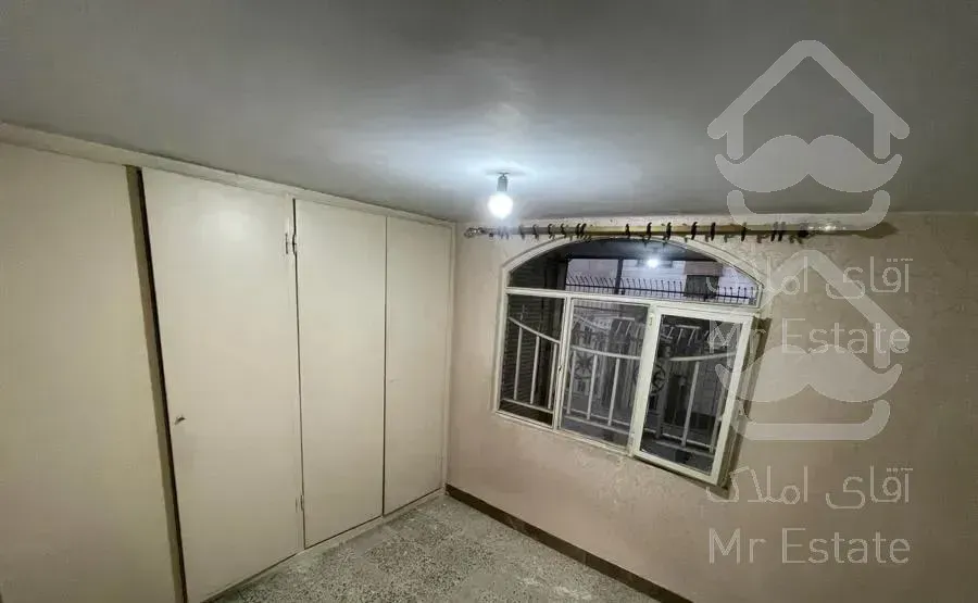 ٤٣متر/٣٠متر حیاط اختصاصی انباری/شکوفه درودیان