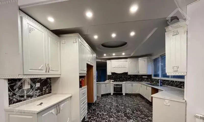 باغ فردوس ۲۴۰متر ۳خواب ۲مستر فول مشاعات