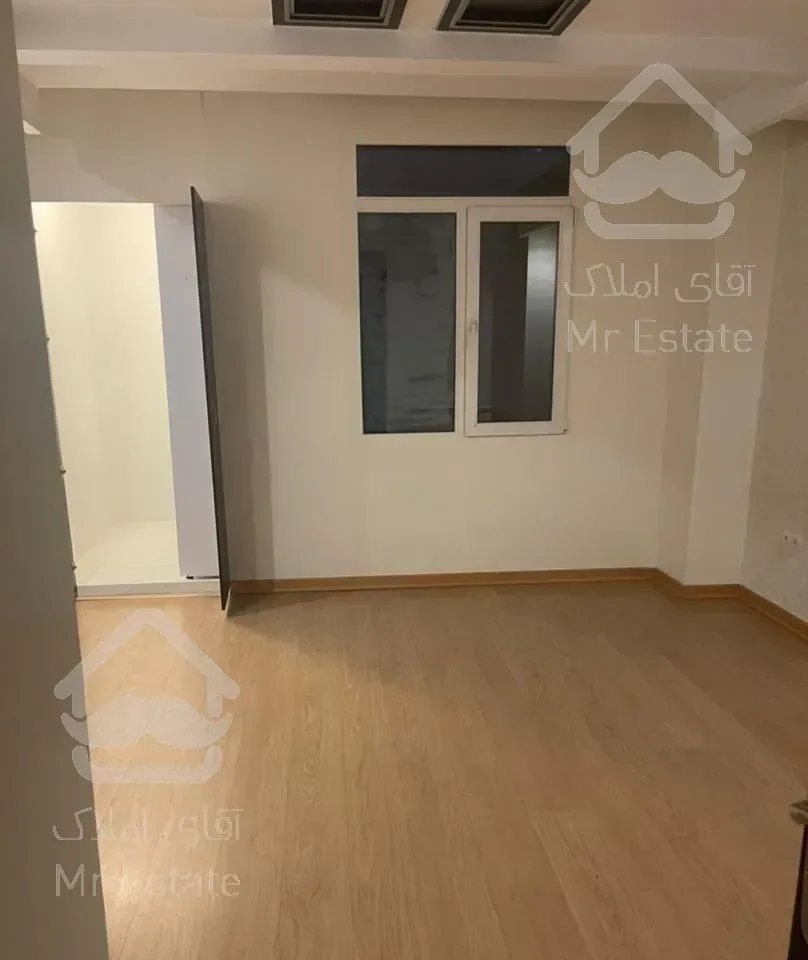 ١٠٠ متر آجودانیه  به شدت