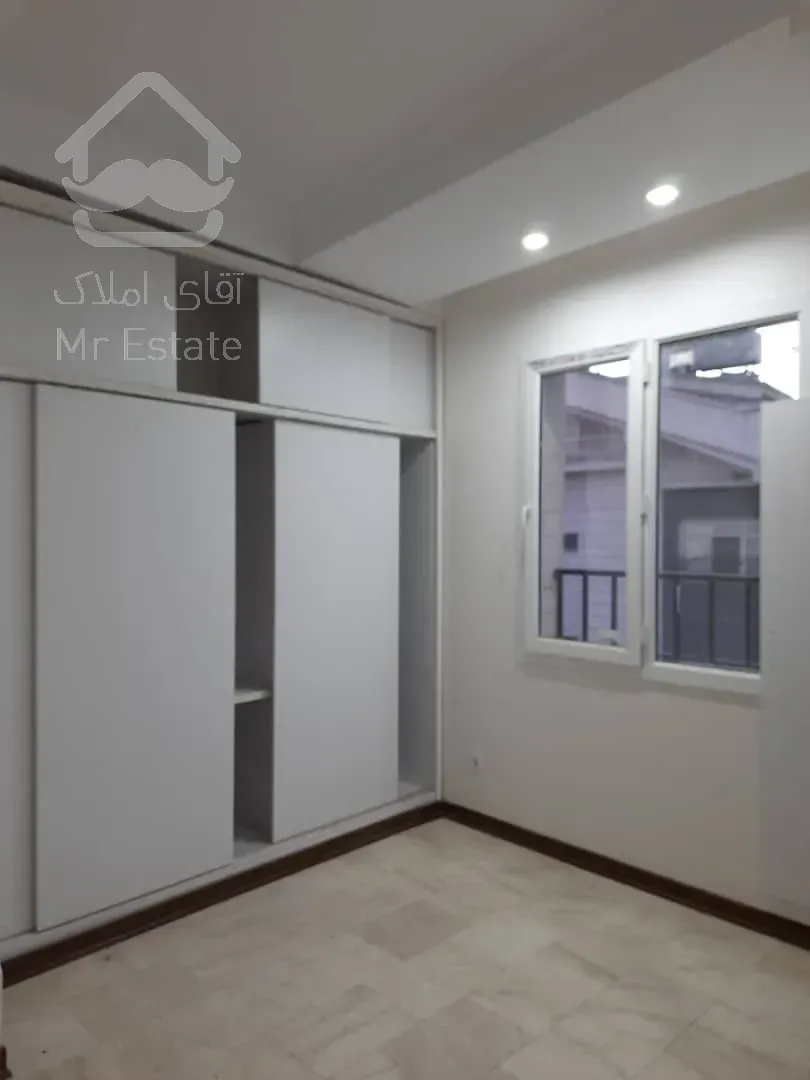 فروش 102 متری میدان بهشتی