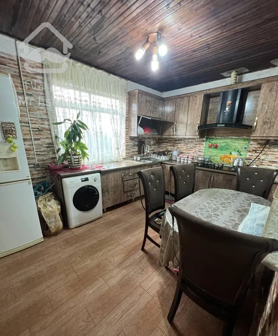 ویلاباغ٧٠٠متری(معاوضه)(کد٠٧۶)