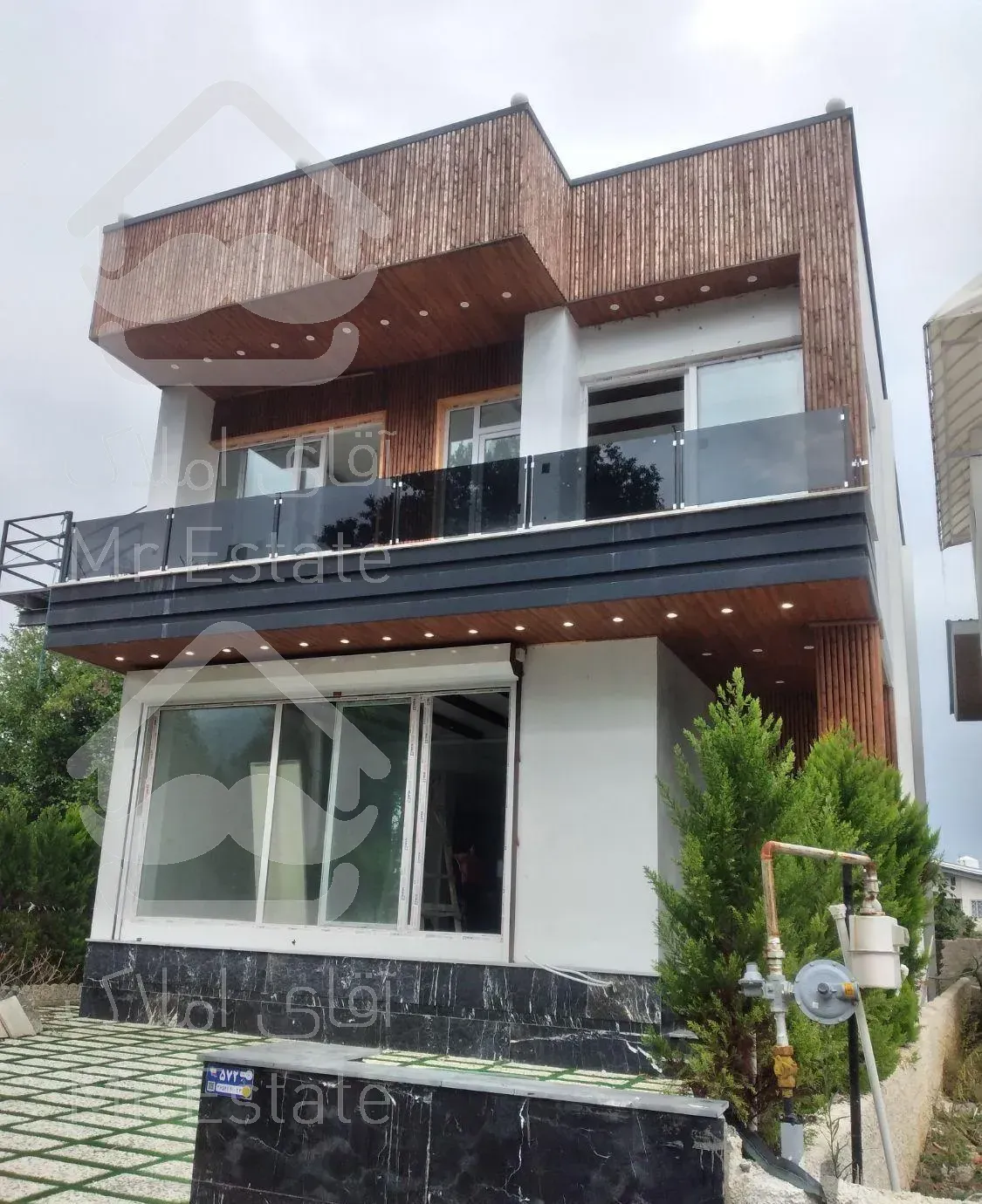 فروش واجرای نرده شیشه ای،استیل،چوب