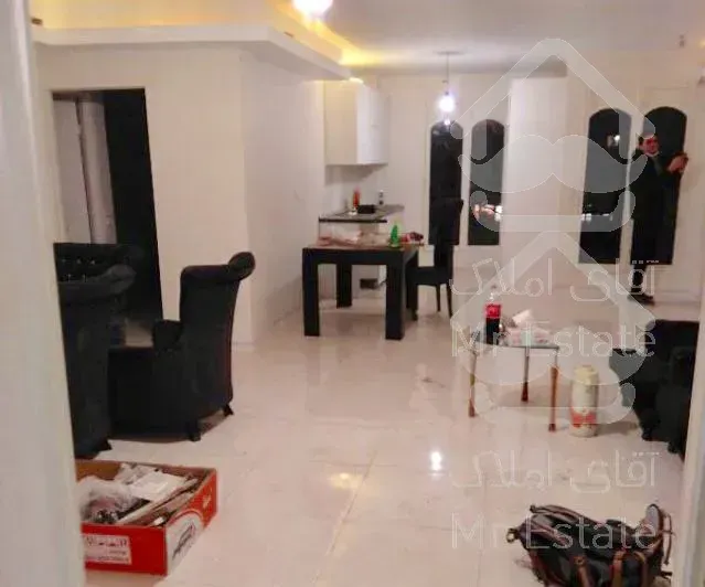 ۸۳ متر آپارتمان ۲ خواب در صادقیه(مهران)