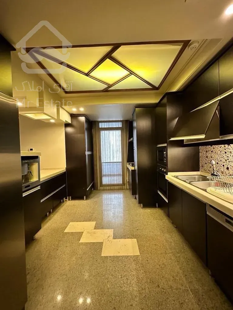 فروش آپارتمان  170متر  زعفرانیه