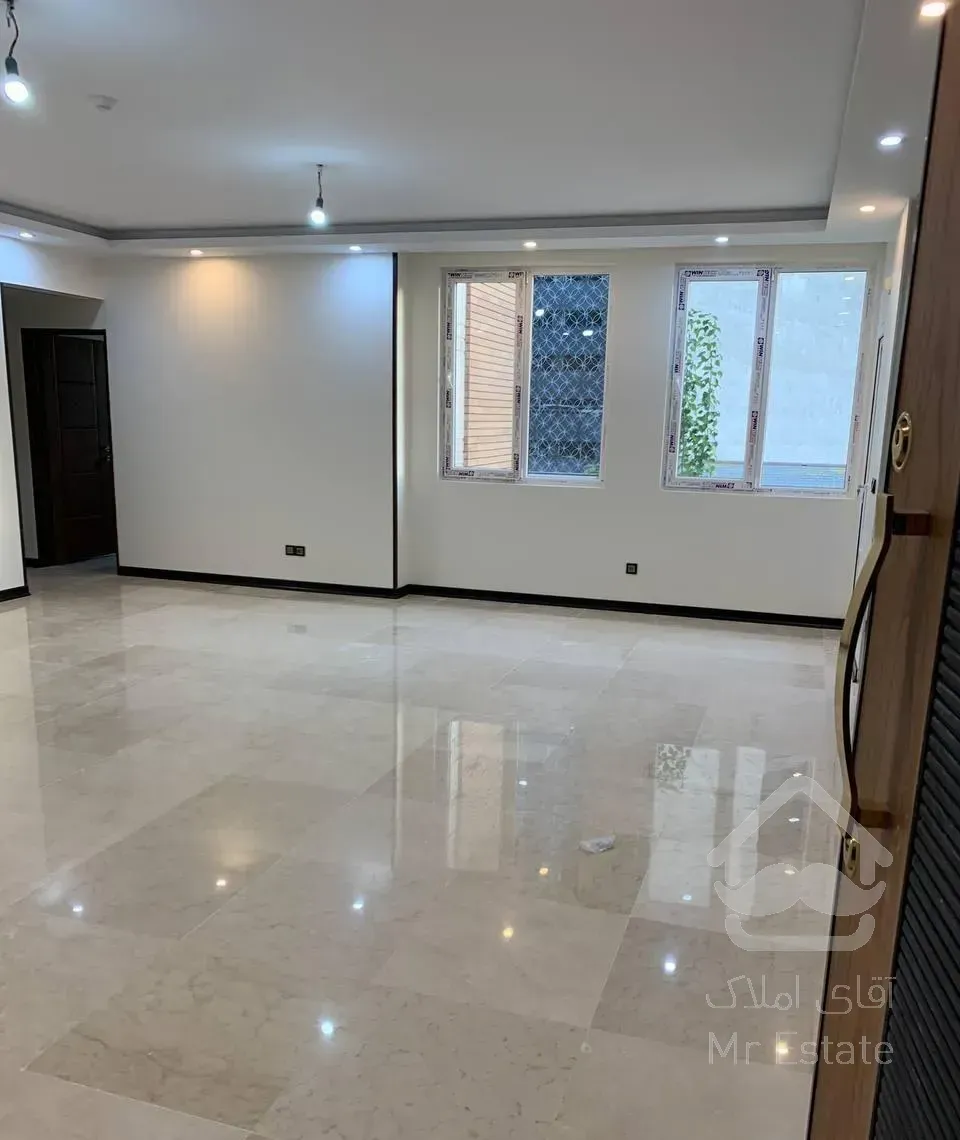 ۱۲۰ متر / ۳ خواب / ۲ پارکینگ سندی