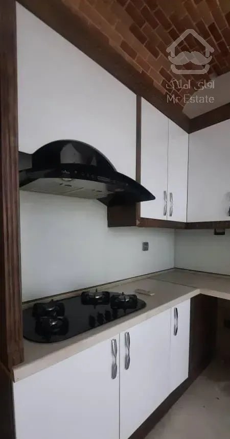 فروش آپارتمان ۸۶ متری کیکاووس، ورودی مستقل