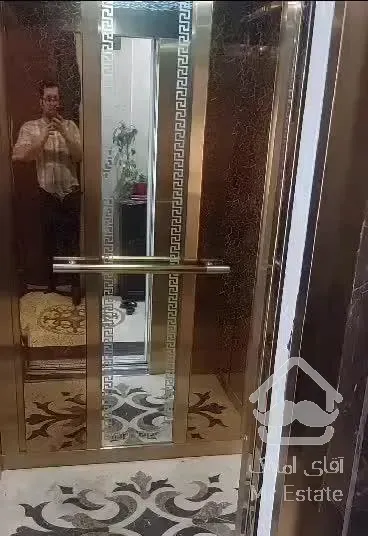 ۱۰۴متر.کلید نخورده.خ سنایی