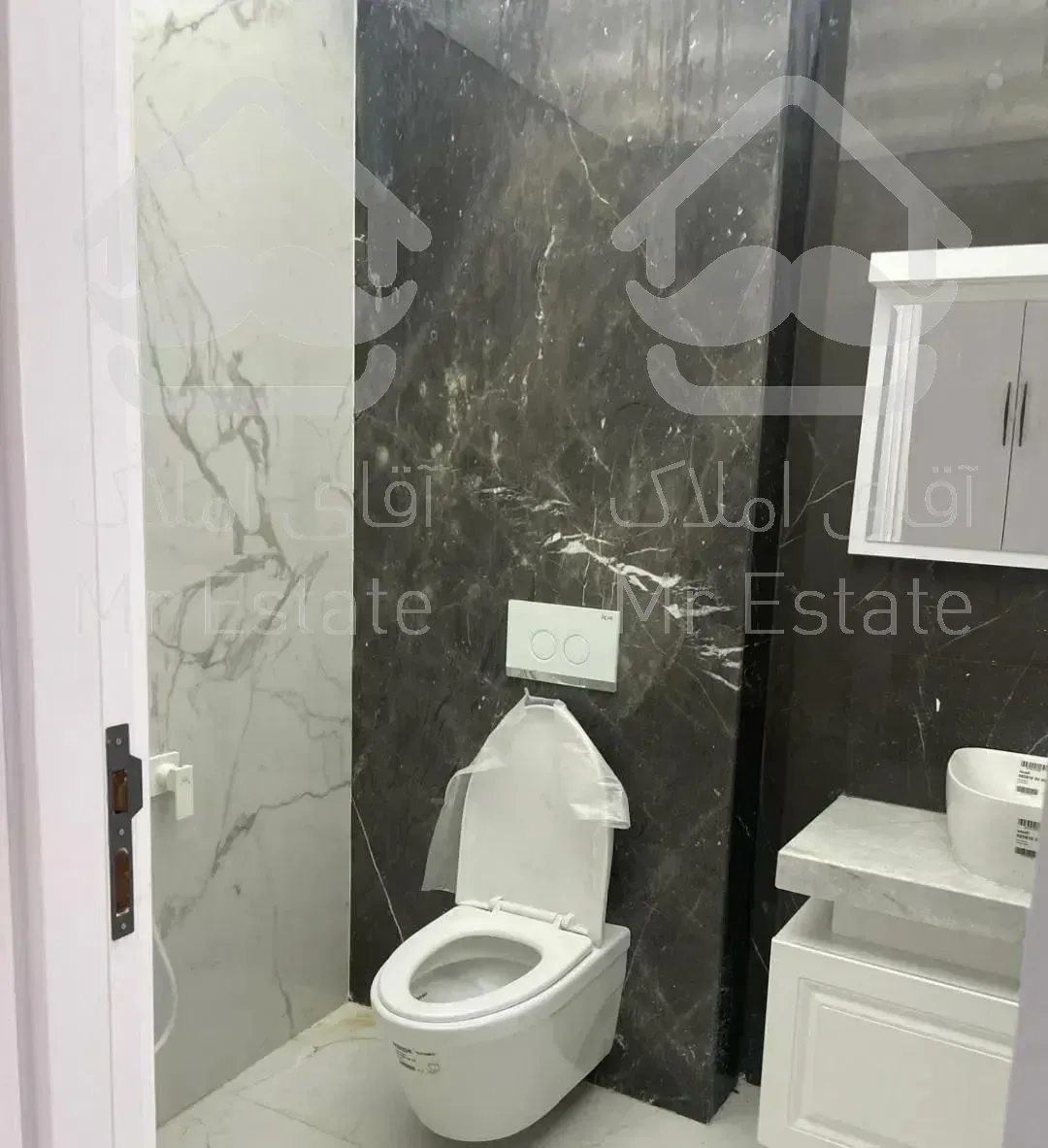 آپارتمان ۱۱۰متری / فول امکانات / روف گاردن