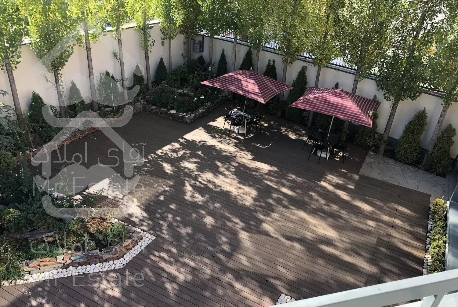 150متر آپارتمان ویلایى