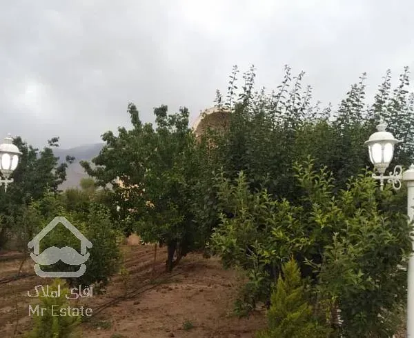 ۲۰۰۰متر باغ ،۴۲۰متر ویلا معماری کلاسیک