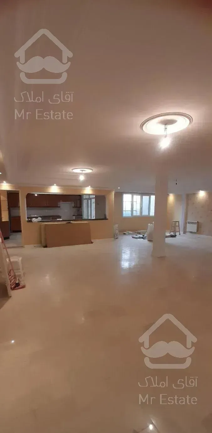 ۲۱۵ متر / ۳خواب / فول امکانات      (  تکواحدی  )