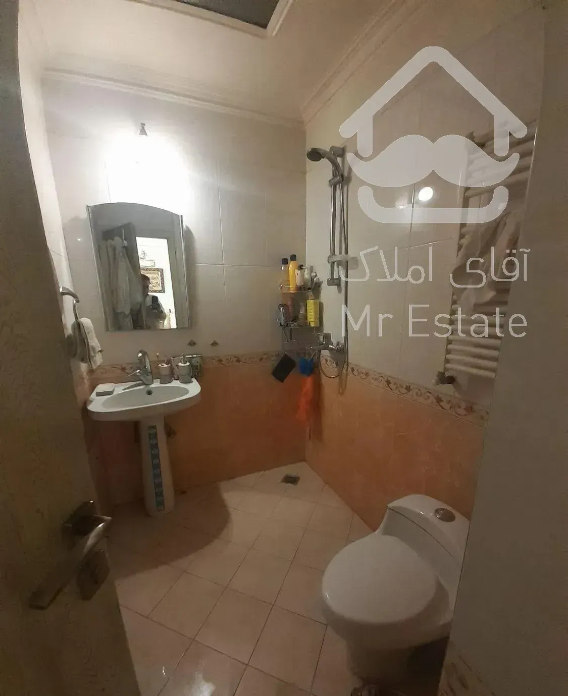 اپارتمان۸۳ متری ۲خواب درلوکیشن دنج