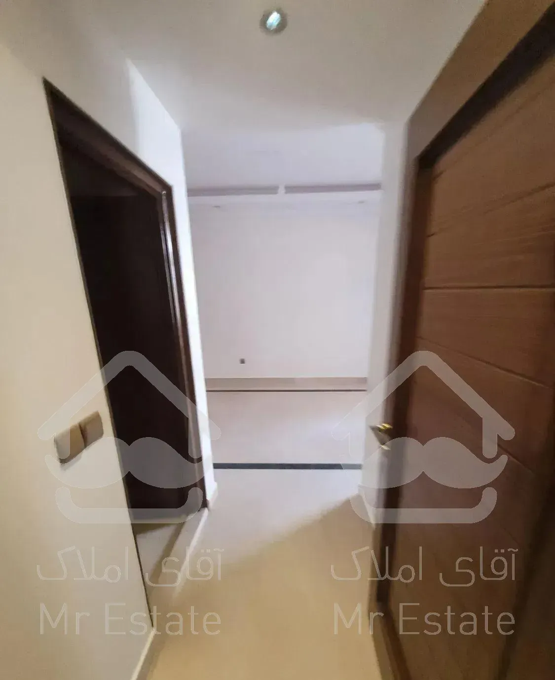 ۶۹ متر / ۲ پارکینگ سندی / خوش نقشه