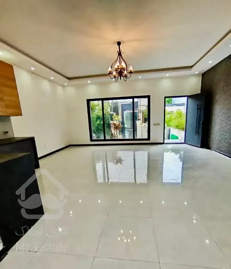 ویلا فلت داخل بافت/۵دقیقه فاصله با شهر