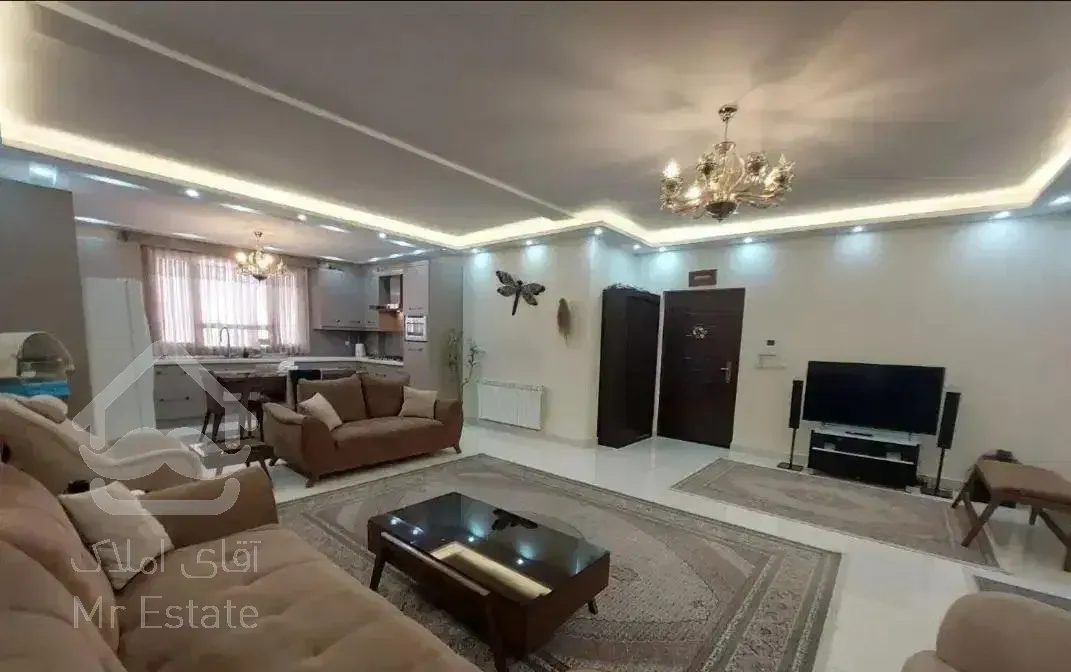 ۱۰۰ متری دو خواب/فول امکانات/وحیدیه