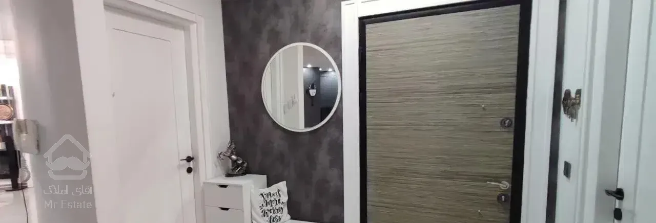 آپارتمان ۱۴۰ متر/ مدرن/ گلشن/بدون مشرف