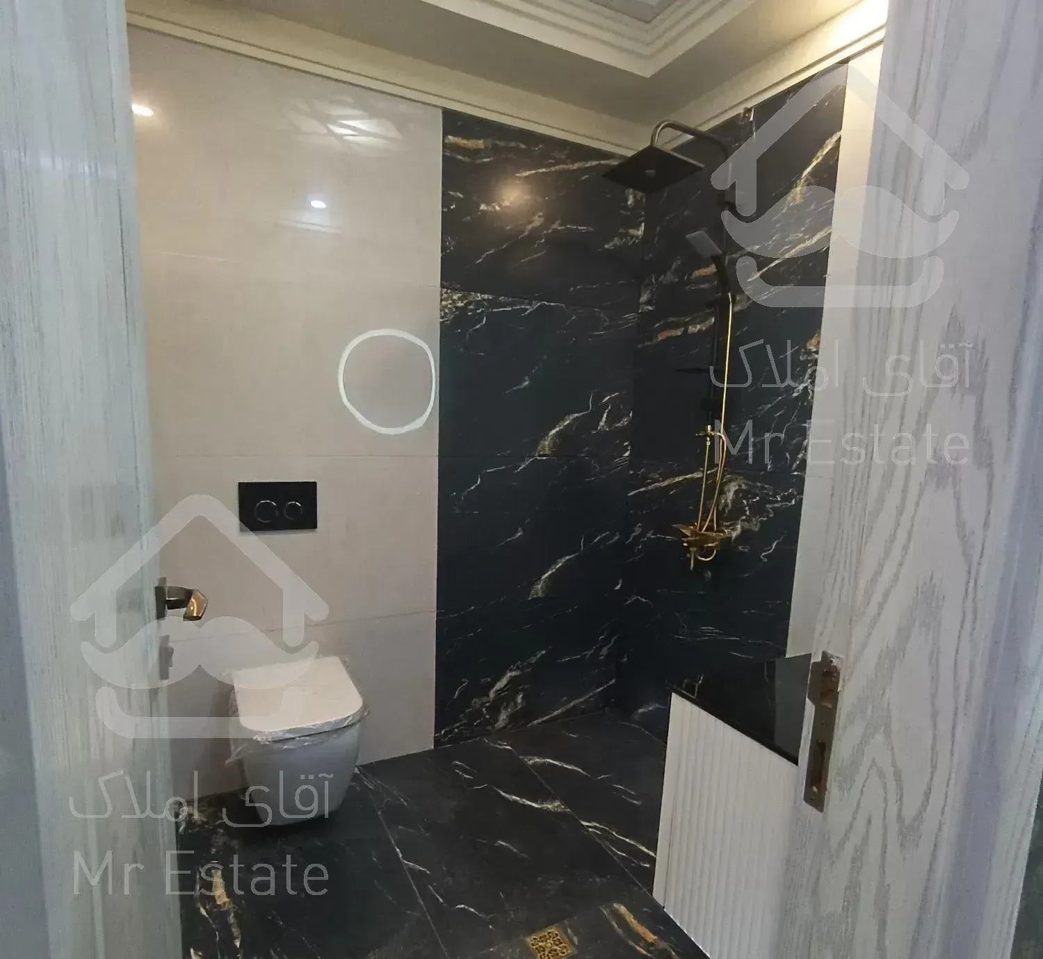 ۱۶۸ متر روف گاردن