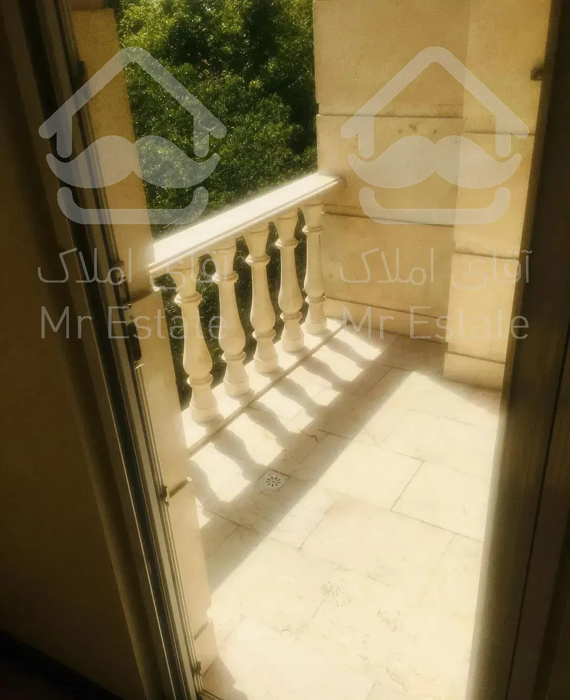 ۲۲۰ متر اپارتمان کامرانیه شمالی