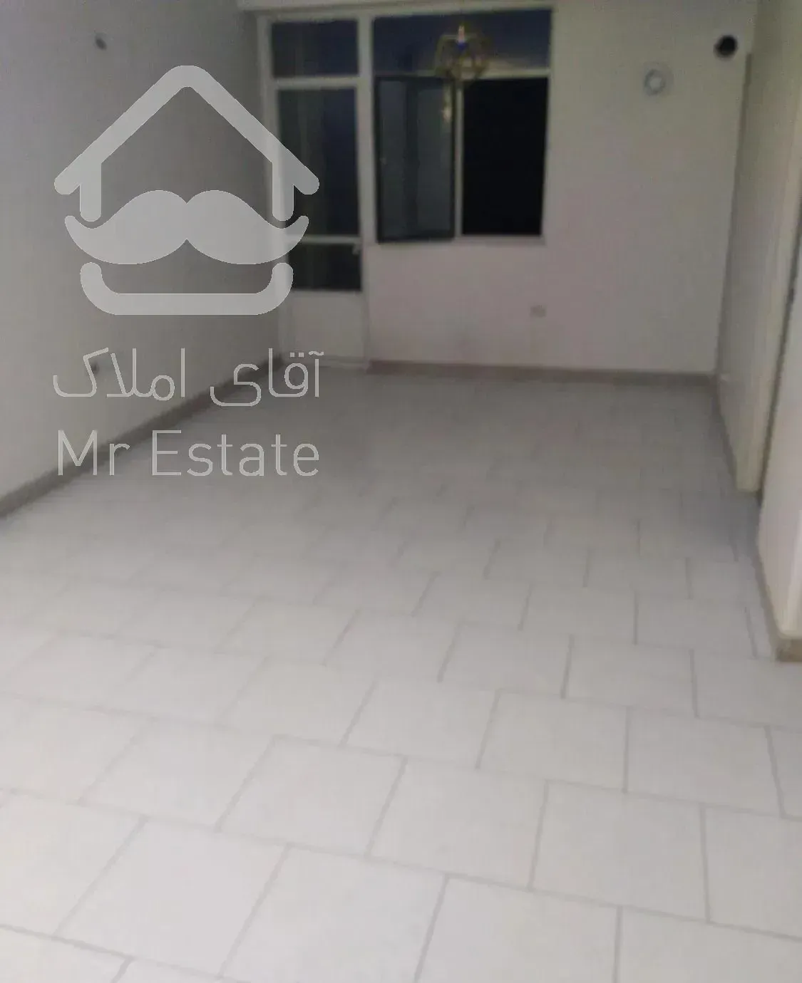 ساختمان جنوبی ط ۳ متراژ ۶۸ یک خوابه