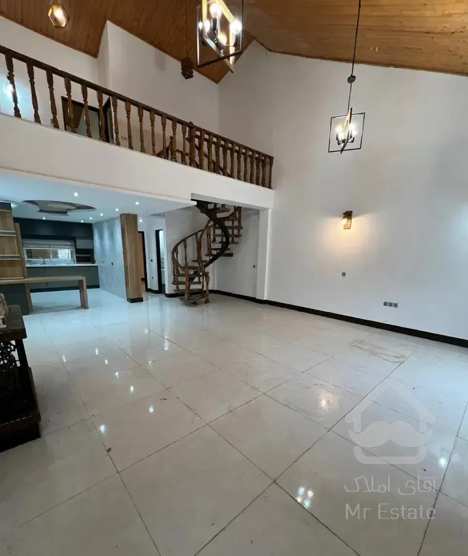 ویلای نیم پیلوت ۱۵۰ متری بلوار دریای سرخرود