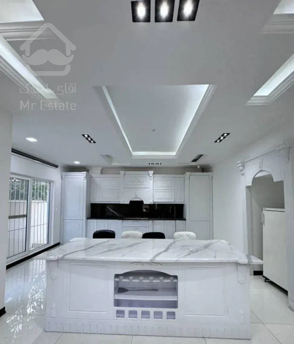 ویلاکاخ 350متری استخردار چسب جنگل و دریا