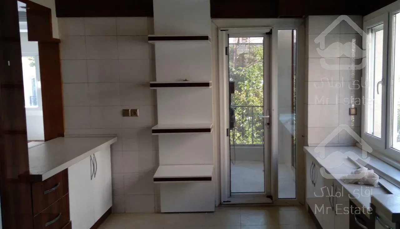 250 متر در بهترین لوکیشن اقدسیه