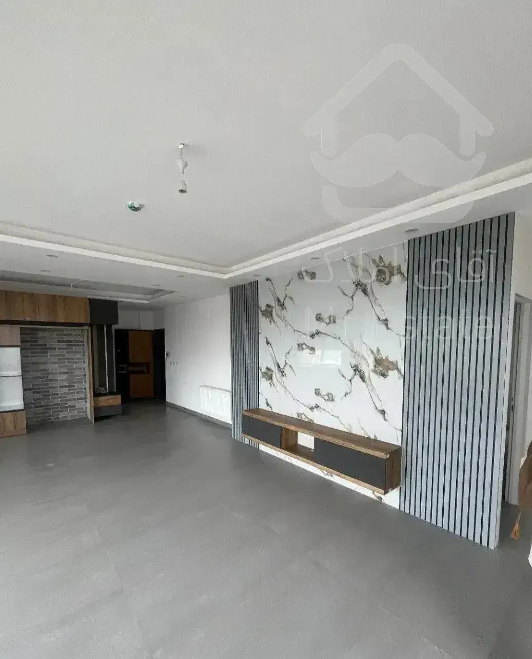 آپارتمان۱۲۰ مترنما نئو‌کلاسیک ویو جنگل در طالقانی