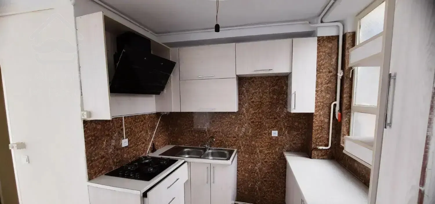 آپارتمان ۵۵ متری/خ داوری/ تخلیه