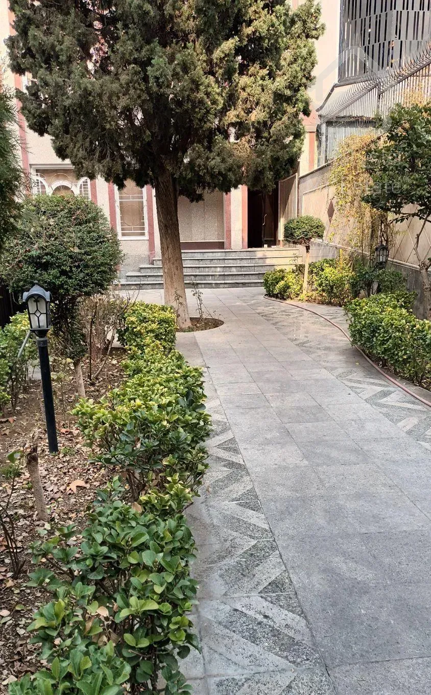 م کاج/ ۱۵۵ متر /روبه آفتاب/ورودی از لابی مبله زیبا