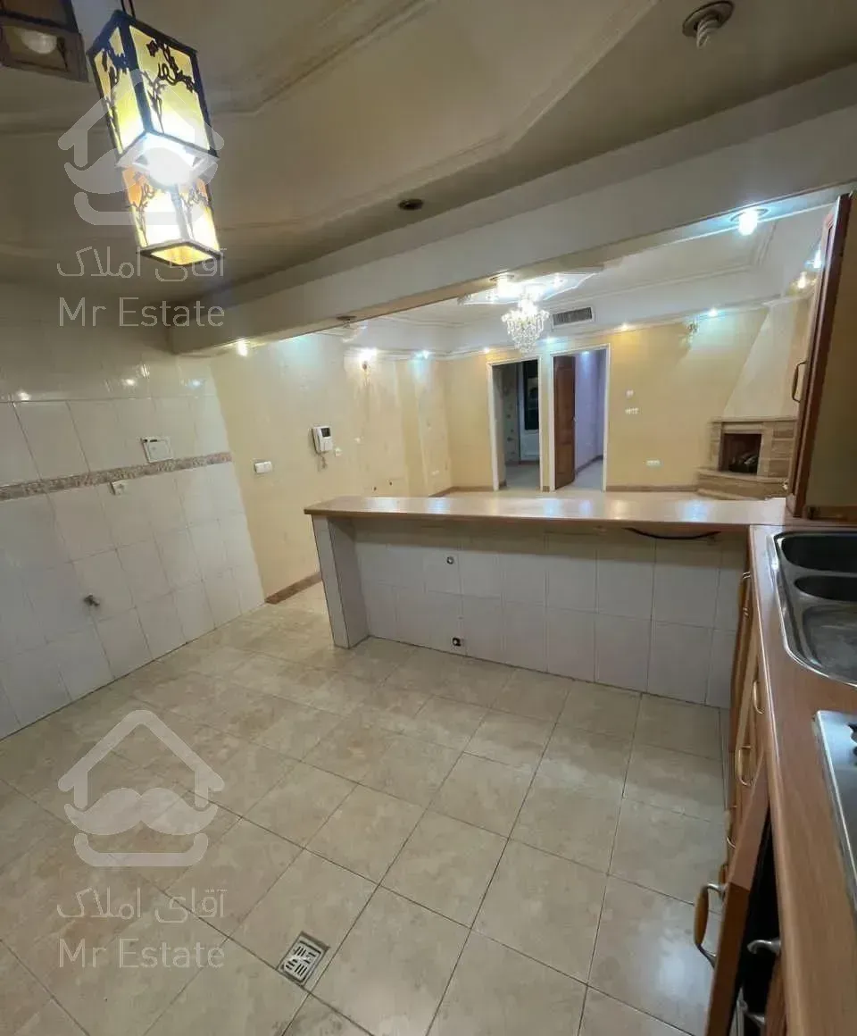 80متر دو‌خواب * جمالزاده جنوبی * پارکینگ دار *