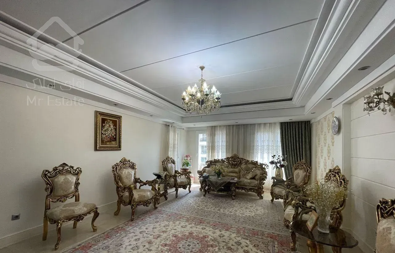 پاسداران/بوستان پنجم/۱۴۸متر/۳خواب/۳پارکینگ سندی