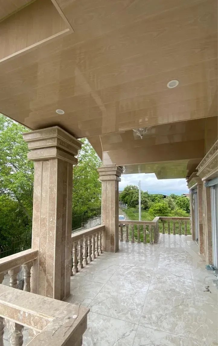 فروش و تهاتر ویلایی ۲۵۰ متری ۳ خوابه در زنگیشامحله