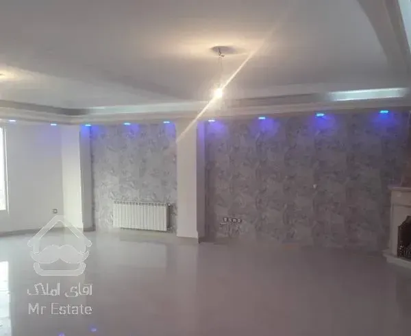 فروش آپارتمان ۱۳۰ متری سه خواب تک واحدی(عظیمیه)