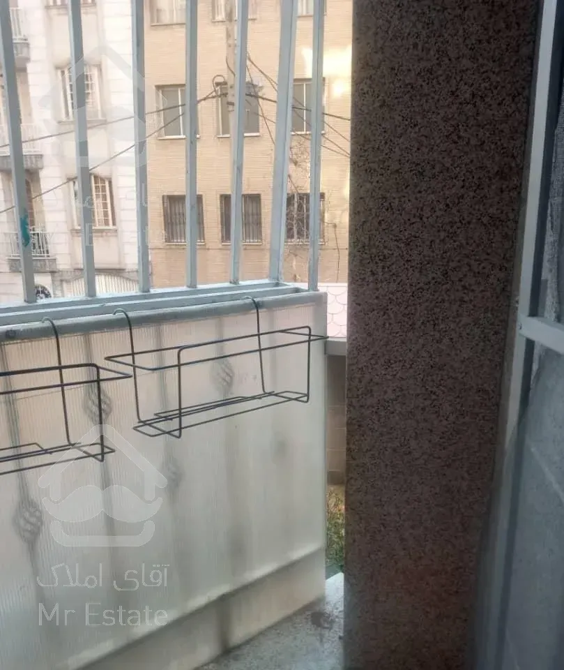 ۱۰۶ متر تک واحدی